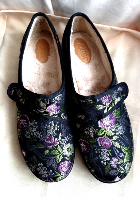 Hotter ladies hotsell slippers size 7