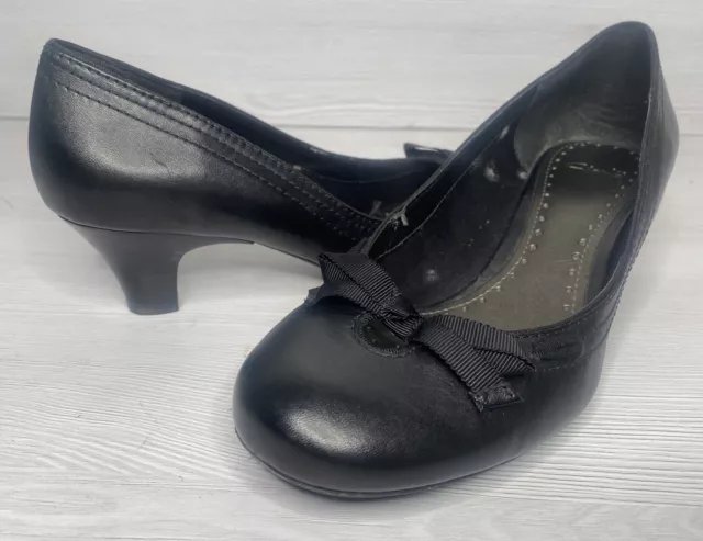 Clarks Block heels Shoes UK 5.5 D Womens leather Court Work Formal Casual