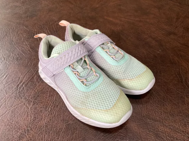 Girls Size 3 All in Motion Jet Power Strap Sneakers Mint Green  Shoes