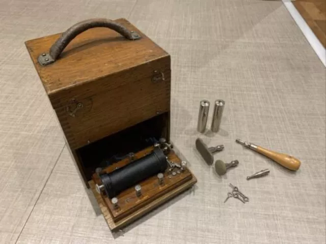 Antique Medical Electric Shock Machine Electrotherapy Coil Vintage Wooden Case