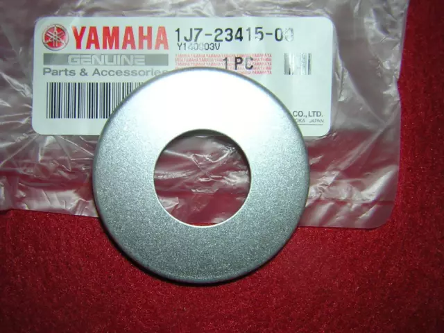 Yamaha TZ250 81-90 Steering Head Top Bearing Dust Cover. Gen. Yamaha. New B68,