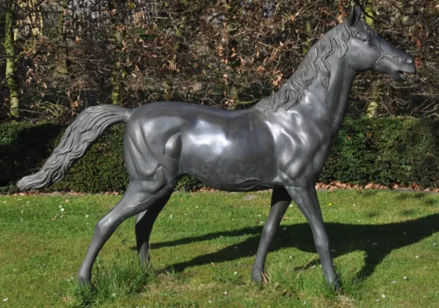Großes Bronze Pferd  schöne Antikpatina 200 cm lang 152 cm hoch