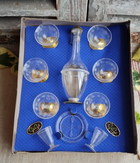 JOUET ANCIEN DINETTE: 6 Petits Verres Roses A Facettes Pr Poupee