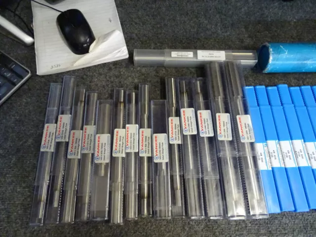 33 Various CNC Carbide Reamers 14 Yankee, 11 Hannibal, 1 Bosnia, 4 Seco, 3 Morse