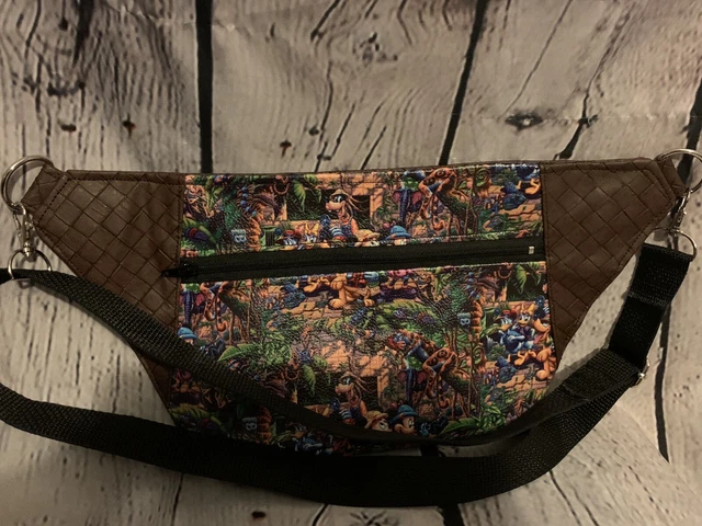 Mickey Safari Fanny Pack sling Bag Adults Adjust Strap Animal Kingdom Crossbody