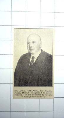 C2043 1951 Clip Argentine Atomic Energy Plant Prof Richter Scientist 