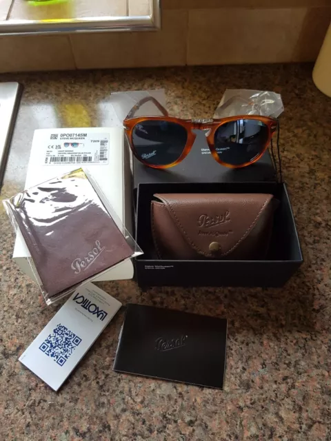 PERSOL STEVE MCQUEEN 714 SPECIAL EDITION,  FOLDING SUNGLASSES.  Brand New.