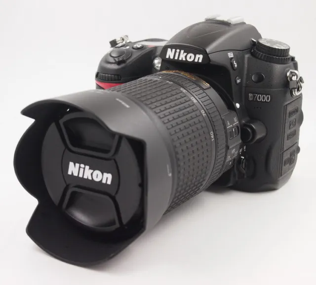 DHL // Nikon D7000 Digital SLR Camera with 18-105mm ED VR Lens
