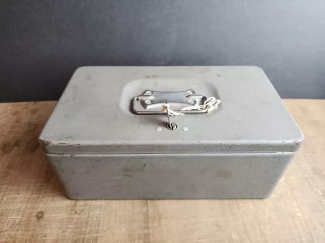 Vintage Swanco Metal Lock Box Check Tool Utility Tackle With Key Jamestown USA