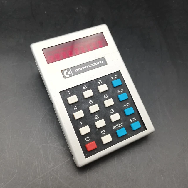Ancienne Calculatrice électronique Commodore – Vintage, Testée Et En Bon état De Fonctionnement