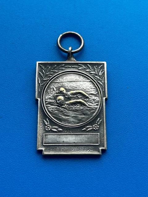 MÉDAILLE NATATION OR 50 MM PERSONNALISÉE pour les clubs et collectivités | Decathlon Pro