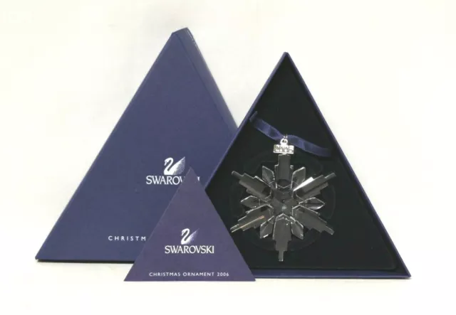 Swarovski Crystal 2006 Christmas Star / Snowflake - Mint With Both Boxes 837613