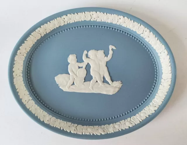 Wedgwood Azul Jasperware Ovalado Querubín Bandeja / Placa
