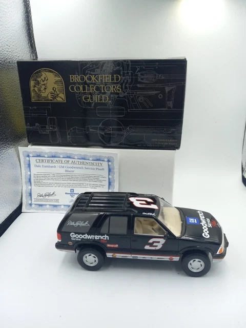 Diecast 1:24 Dale Earnhardt Wrangler Suburban Brookfield Collectors Guild Action