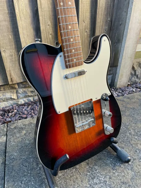 Fender Squier Telecaster 60's Custom Classic Vibe Electric Guitar