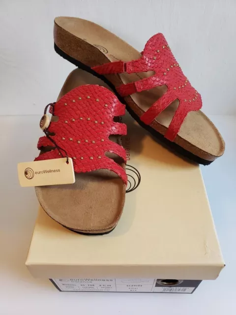 EuroWellness Balance NWT Women's Red Snakeskin Gladius Sandals 8.5M Comfort Cork