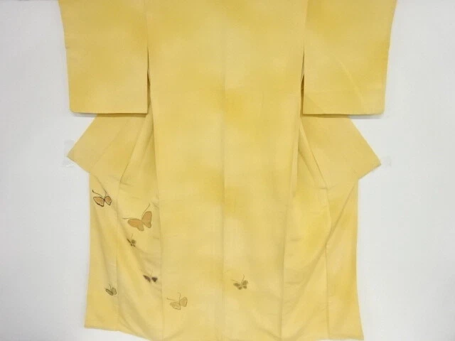 41673# Japanese Kimono / Antique Kimono / Embroidery / Butterfly