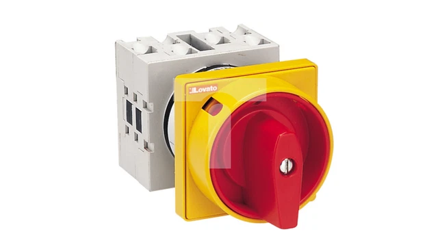 0-1 3P 32A interruptor de leva empotrado con perno amarillo/rojo, candado GX3210U2/T2UK