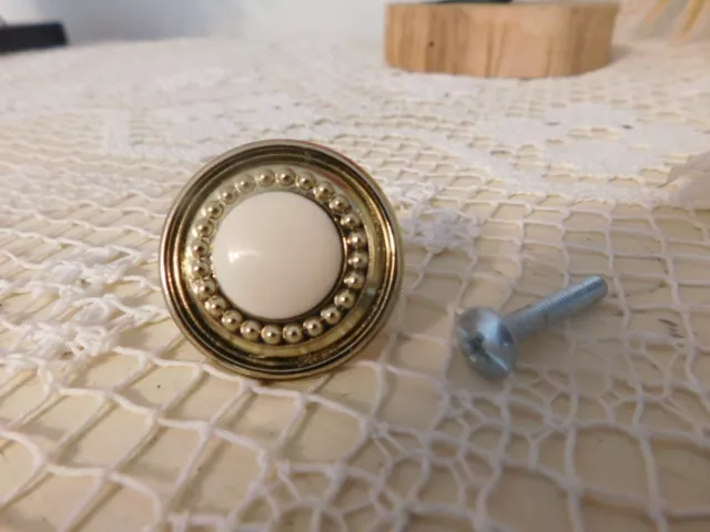 Bouton/Pull Amerock, Bp-862-3, Laiton Poli Avec Centre Blanc Éteint, 1 1/4" De Diamètre