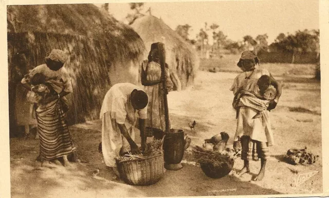 Carte Postale Afrique Senegal Dakar Pileuses De Mil