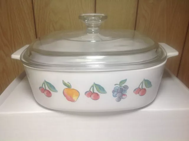 Corning Ware Fruit Basket 2 Liter Covered Casserole w/Lid Baking Dish A-2-B