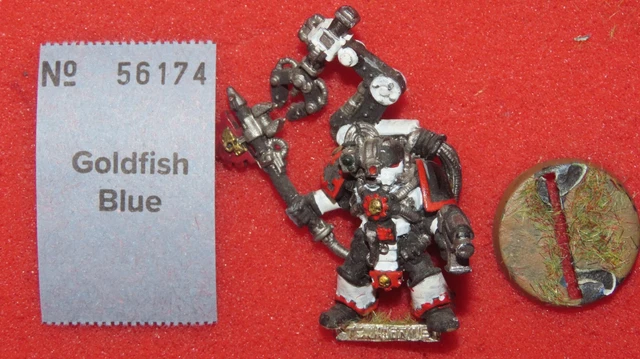 Games Workshop Warhammer 40k Techmarine Space Marines Classic GW Metal 1994 Axe
