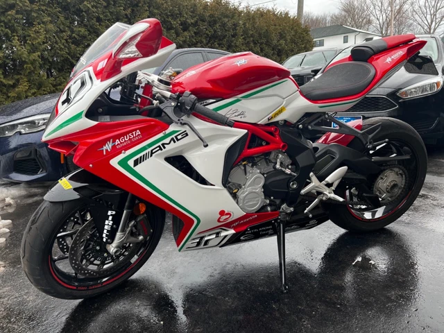 MV Agusta: F3 800RC