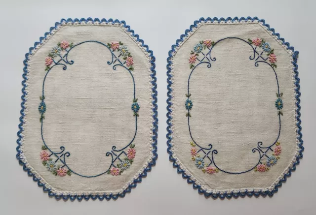 Pair Vintage Doilies, Hand Embroidered Daisies on Linen w/ Blue Lace Trim