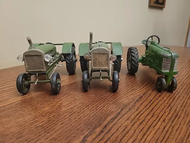 VINTAGE Art Deco Metal Green Oliver Tractors 1:32 Scale Die Cast/Pressed 3 Total 2