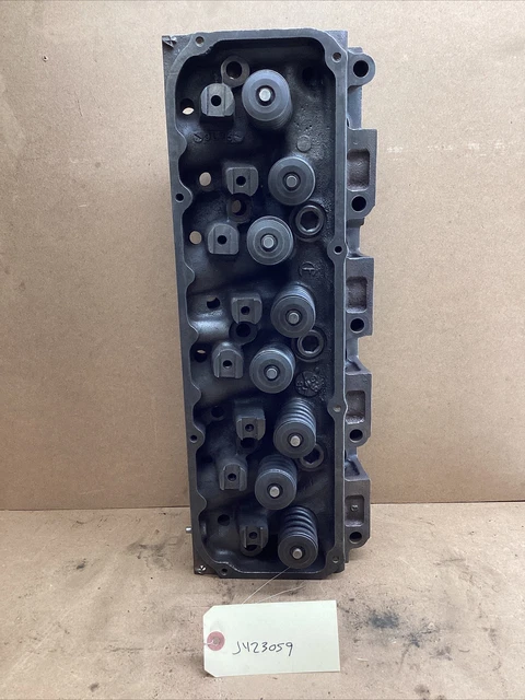 1970 Ford 351C Closed Chamber Small Block Cylinder Head D0Ae-N - Date Code 9L25