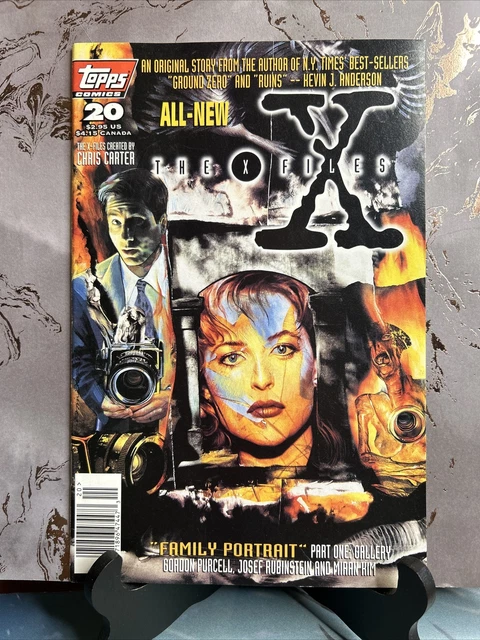 1996 Topps The X-Files Comic Vol. 1 #20 “Family Portrait Part 1: Gallery” 2