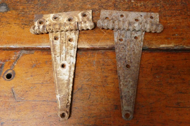 2) Antique Vintage Barn Door Shed Cabin Strap T Salvaged Hinges Rusty Patina 10”