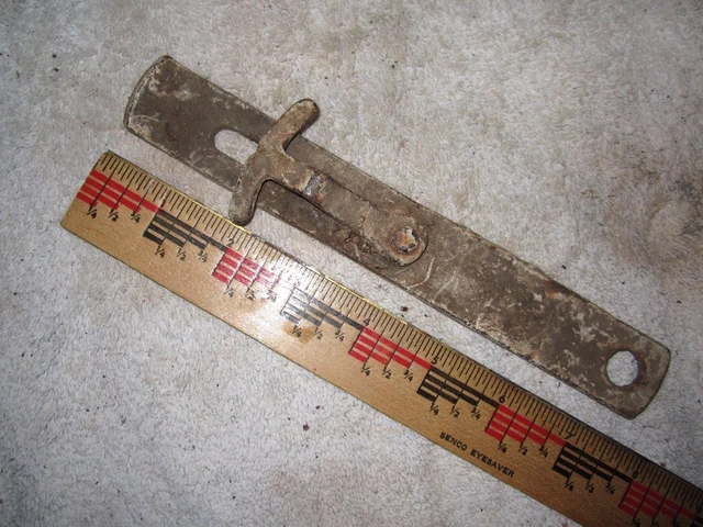Antique Vintage 7 3/4" Rustic Gate, Barn Door, Shed, Hook, Latch, Catch