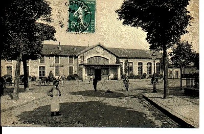 91 - Corbeil Essonnes - Les Moulins et les Quais - Animée - Précurseur