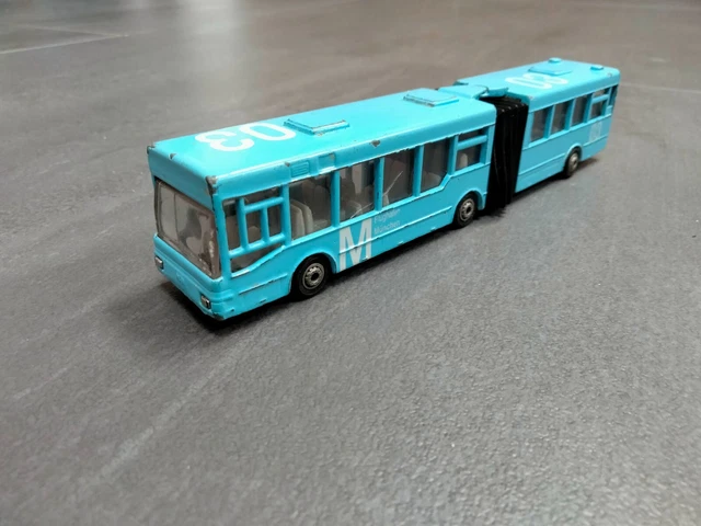 SIKU 1617 MAN Hinged Bus 'Flughafen Munchen' (Munich