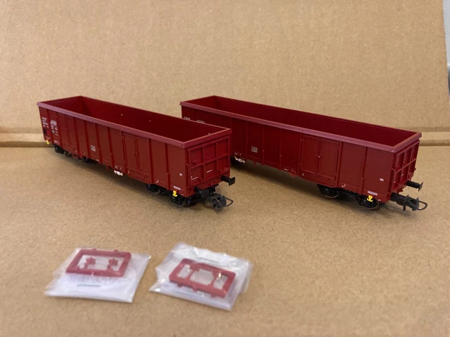Lot De 2 Wagons Citerne DR Roco HO - Epoque 3 (1946-1970) Avec Boîtes