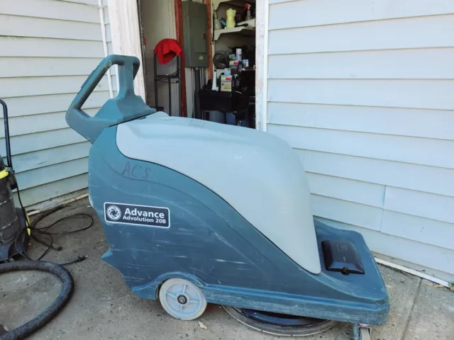 Advance Advolution 20B Floor Buffer / Polisher 