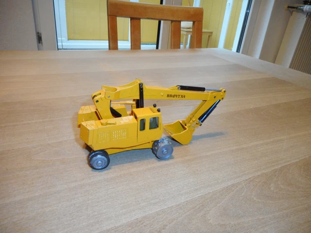 Miniature NZG 1:50 Broyt X4 Pelle Excavatrice Bleue – Modèle Rare #118.1
