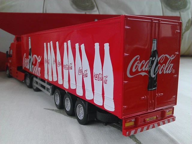 Ensemble De 12 Mini Canettes Coca-Cola Pour Maison De Poupée - Décoration Miniature En Résine