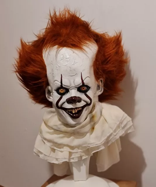 1:1 Pennywise Bust - from IT - Overhauled Trick or Treat Studios Mask.