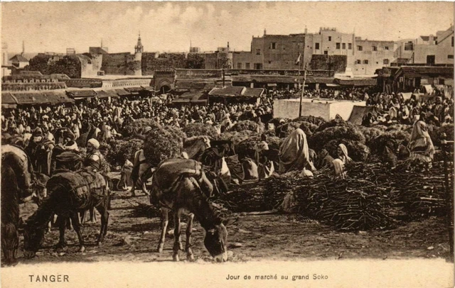 CPA AK MAROC TANGER - Jour de marche au grand Soko (280800)