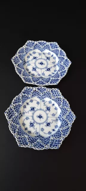 Royal Copenhagen blue fluted full lace plates. Musselmalet Mussel Royal Copenhagen blue fluted full lace plates. Musselmalet Mussel