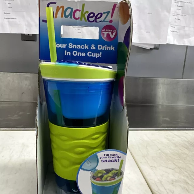 Snackeez 2 en 1 taza de bebida y merienda nueva en caja azul y verde nueva en caja