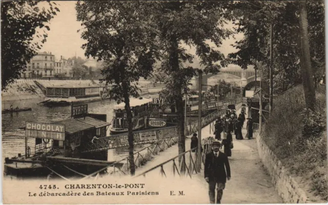 CPA AK CHARENTON-le-Pont - Le débarcadére des Bateaux Parisiens (44912)