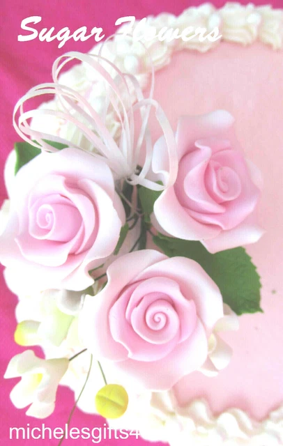 Pasta de goma azúcar pastel rosas rosas rosadas hojas y cinta pastel flores Pasta de goma azúcar pastel rosas rosas rosadas hojas y cinta pastel flores