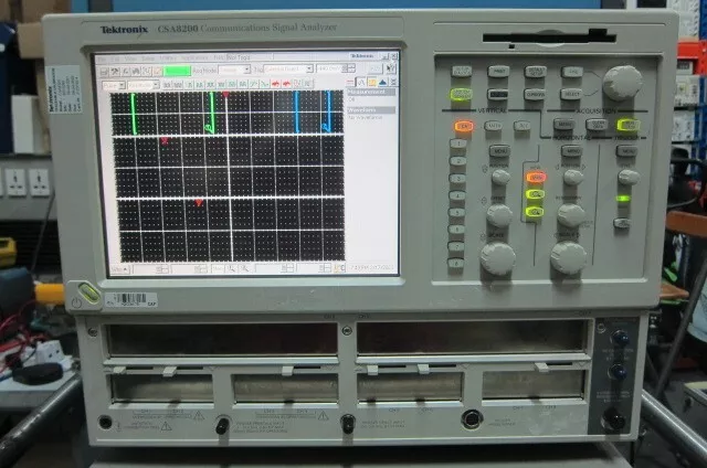 Tektronix CSA8200 Communications Signal Analyzer