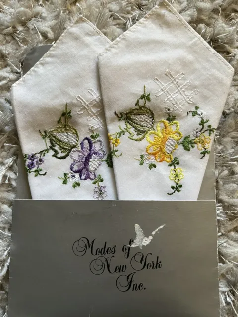 NEW Vintage White Embroidered Flower Modes Of New York Handkerchief Hanky Set 2