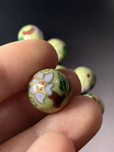 ONE Vintage Chinese Enamel Cloisonné Yellow Bead Leaves Flowers Round 14mm