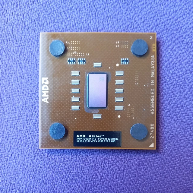 AMD Athlon XP 1800 1533MHz 266MHz 256Kb L2 cache 1.50V Socket A (Socket 462) OPGA