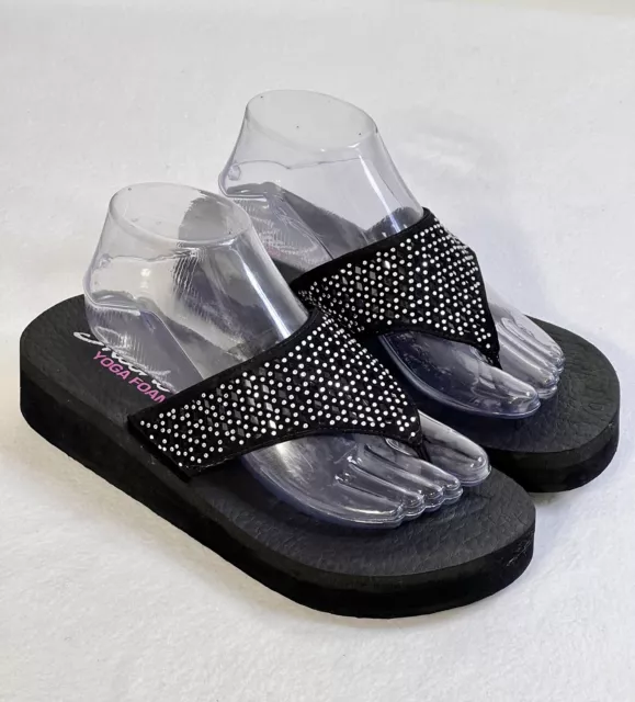 SKECHERS WOMENS 9 Flip Flops Premium Yoga Foam Wedge Thong Toe Rhinestones  Bling £27.02 - PicClick UK